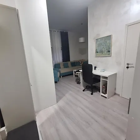 Star Apartment